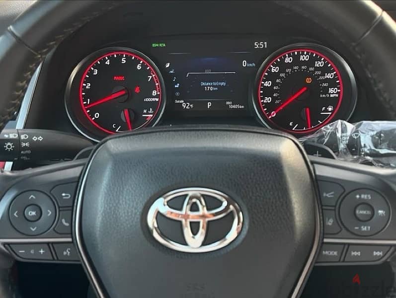 Toyota Camry 2023 8