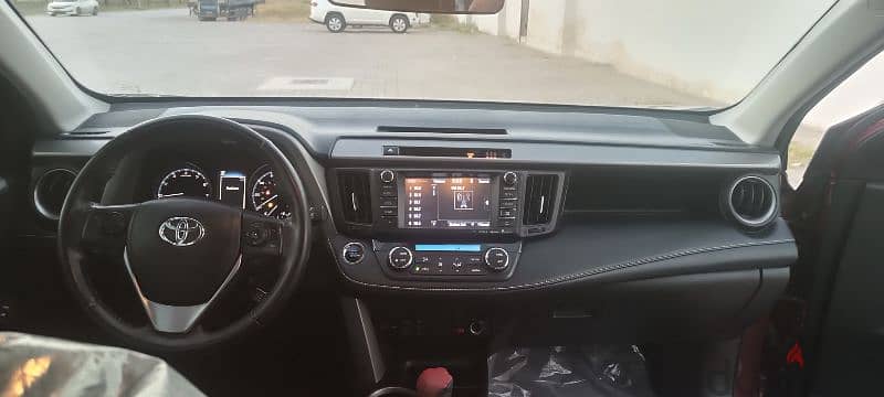 Toyota Rav 4 2018 9