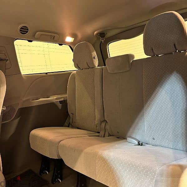 Toyota Sienna 2019 6