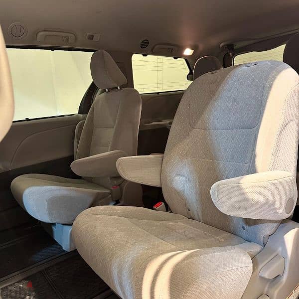 Toyota Sienna 2019 7