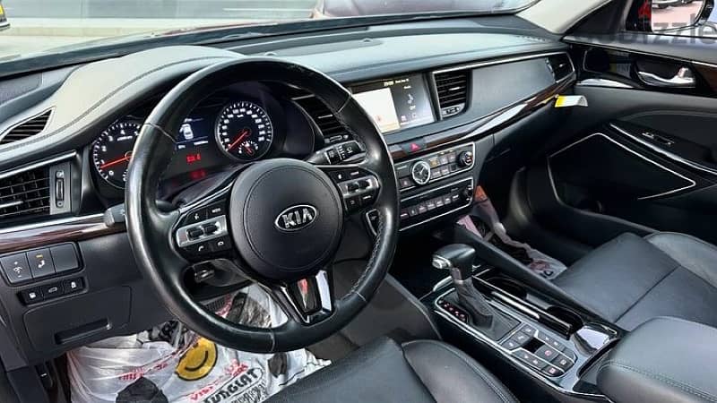 Kia Cadenza 2018 2