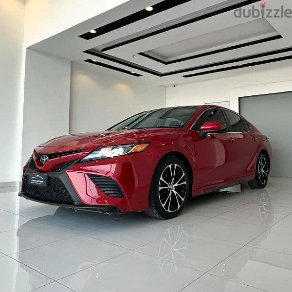 Toyota Camry 2020 1