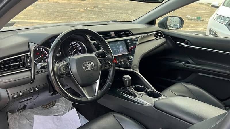 Toyota Camry 2019 6