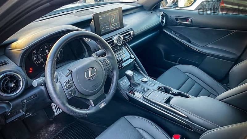 Lexus IS 350 2022 3