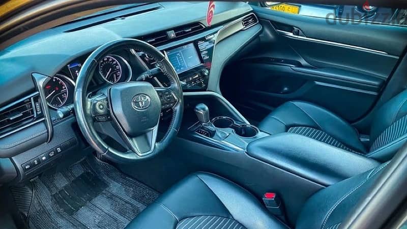 Toyota Camry 2019 3