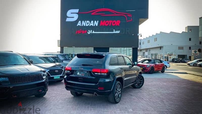 Jeep Grand Cherokee 2016 1