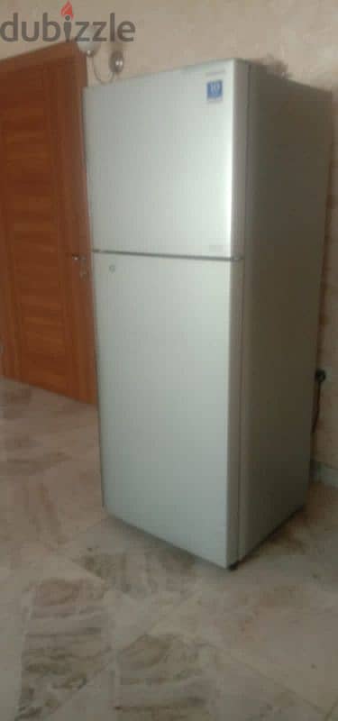 Hitachi  inverter  refrigerator 0