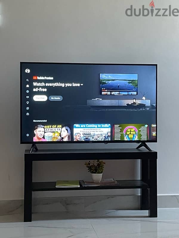 urgent sale - ikon 43 inch smart tv, under warranty 1