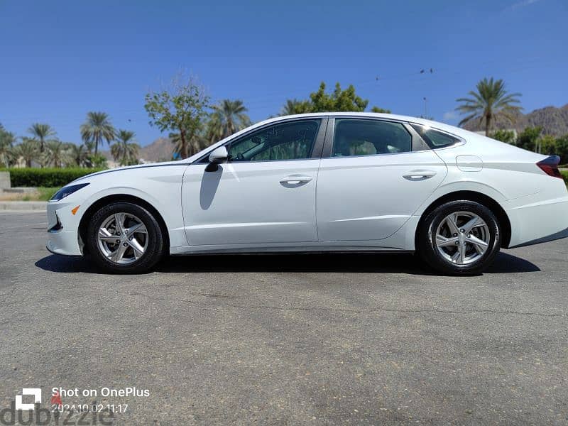 Hyundai Sonata SE white 2021 in excellent condition 5