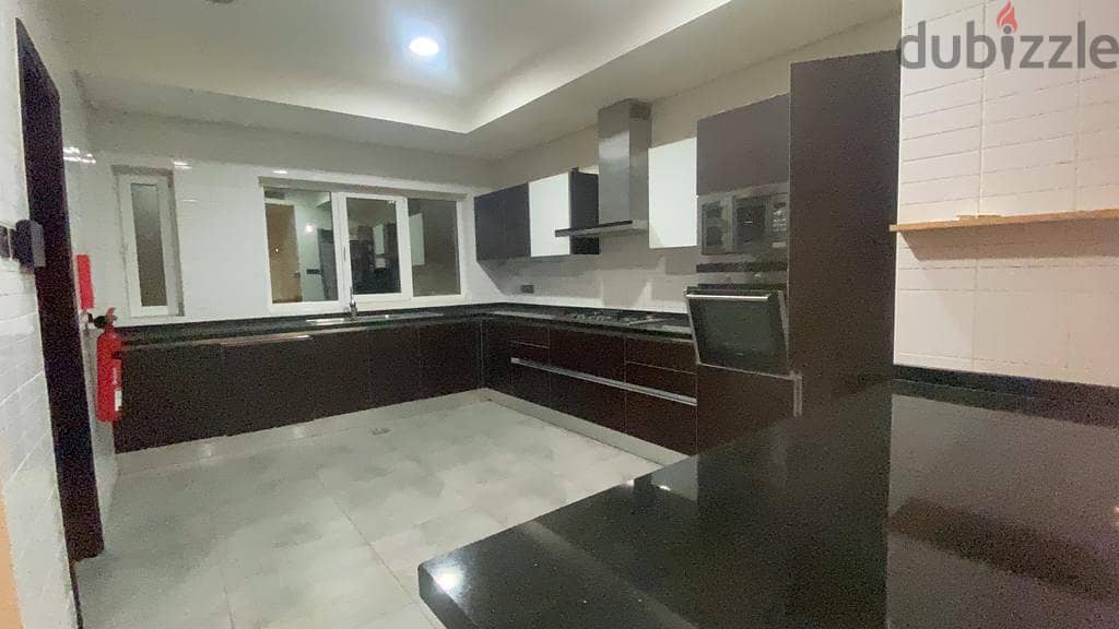 3Me17 Elegant 5bhk Villa for rent in MQ 6