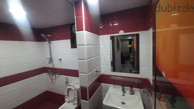 1 Room for rent in 2BHK for bachelor executive 9