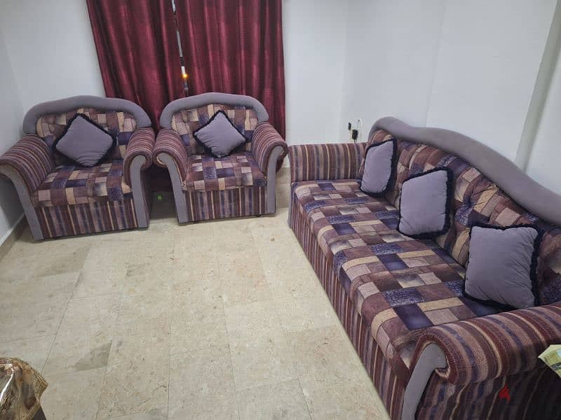 Sofa set for sell in good condition 0