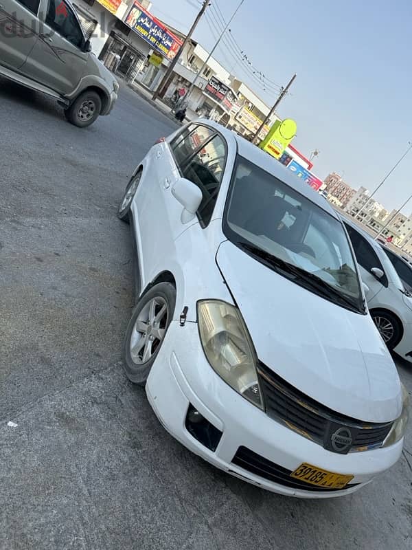 Nissan Versa 2009 1