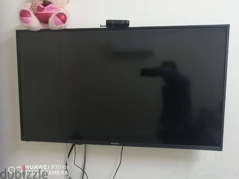 Nikai 43 inches LED TV 2