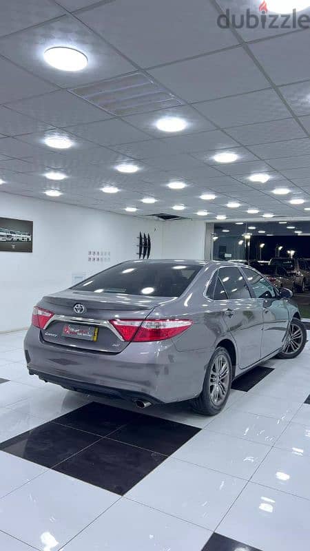 Toyota Camry 2015 3