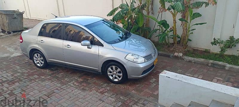 Nissan Tiida 2007 4