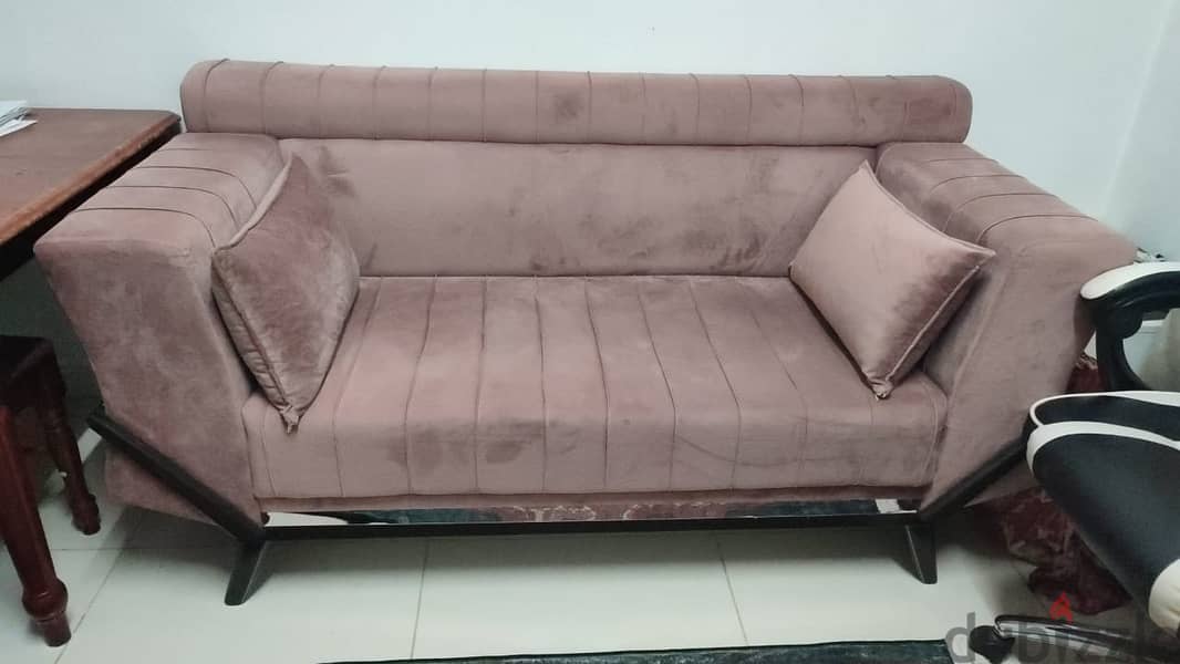 Six seater new condition sofa and 4 seater dinning table 2