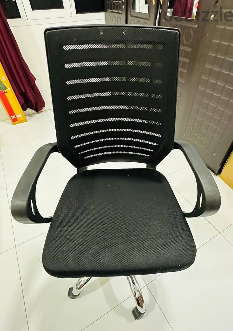 Office chair 0