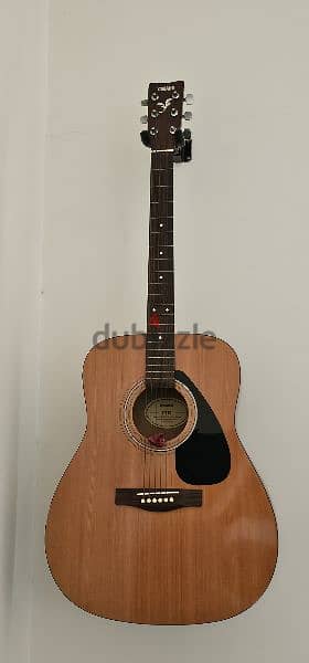 Yamaha Guitar with Case 0