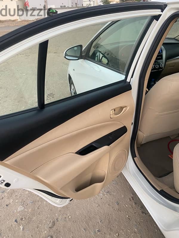 Toyota Yaris 2019 GCC Oman,1.5 cc 11