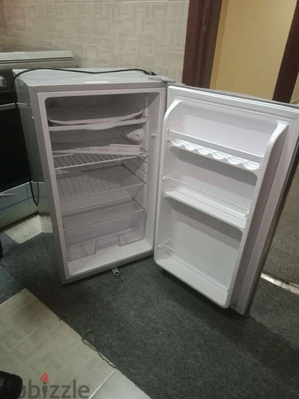 ikon fridge 1