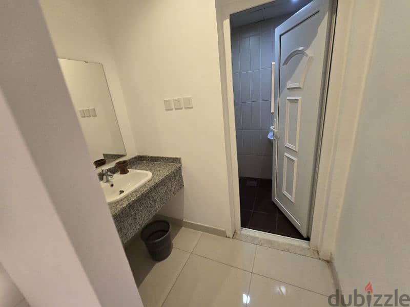 fully furnished  villa  in  Dar  al zain compound 5