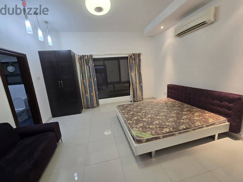 fully furnished  villa  in  Dar  al zain compound 10