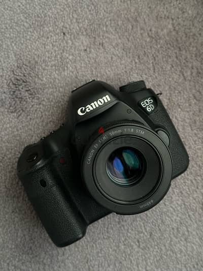 Almost new condition Canon 6D