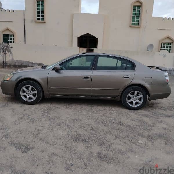 Nissan Altima 2005 1