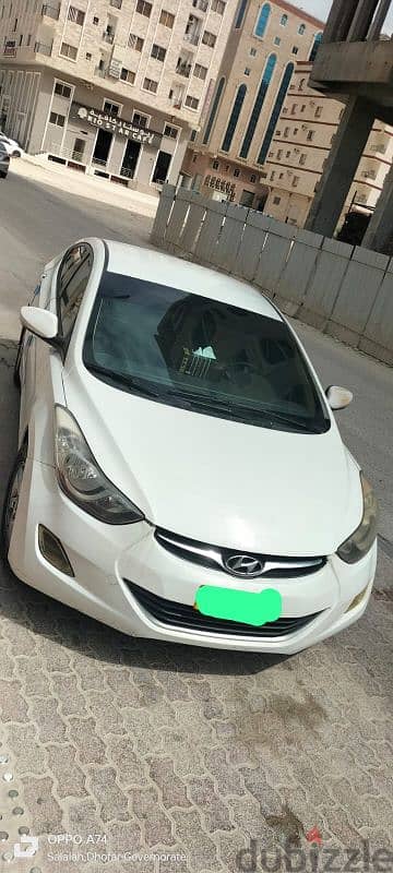 Hyundai Elantra 2012 1