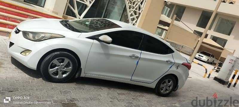 Hyundai Elantra 2012 3