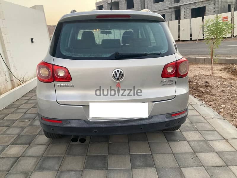 Volkswagen Tiguan 2012 1