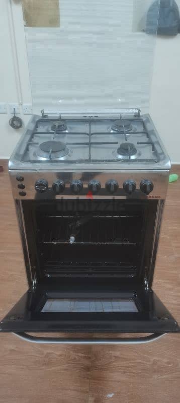 urgent sale cooking range with cylinder 5