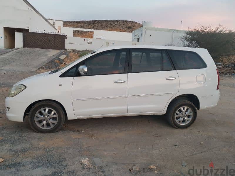 Toyota Innova 2008 1