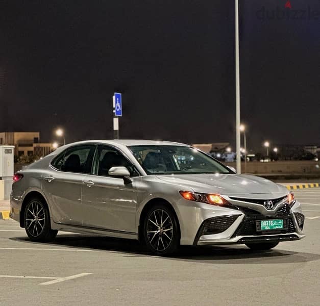 Toyota Camry 2021 1