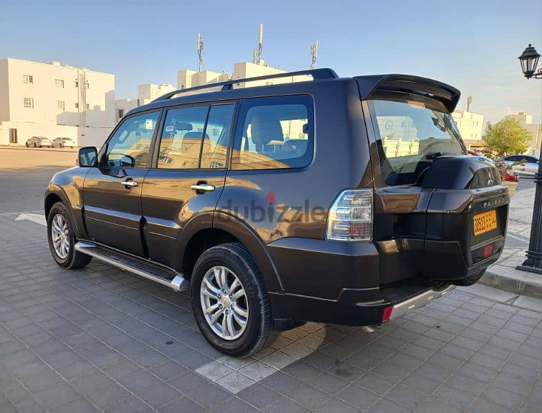 Mitsubishi Pajero 2017 3