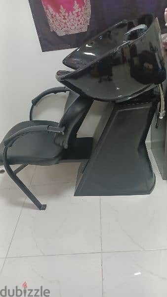 Salon chair and hair wash chair.