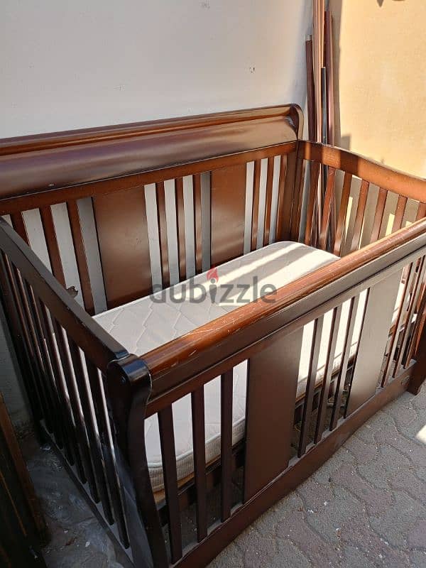 kide bed excellent condition and strong 0