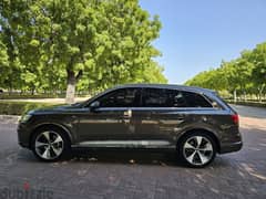 Audi Q7 2016 0