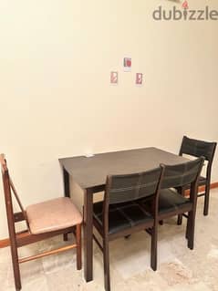 Dinning and chairs 0