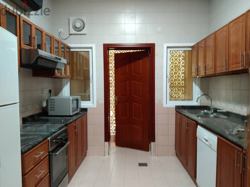 6Me4-Fabulous 2BHK flat in Qurom 1