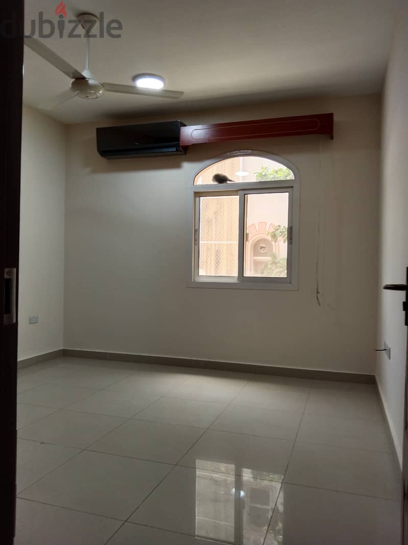 6Me4-Fabulous 2BHK flat in Qurom 9