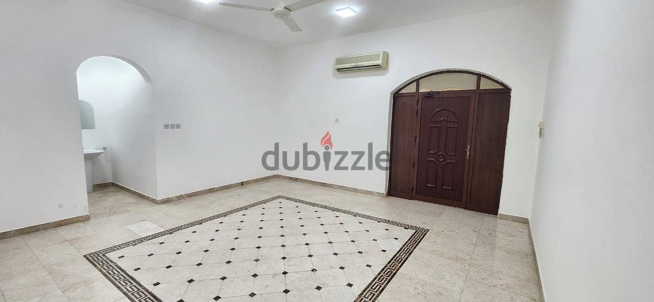 1ME11-Beautifull 5 BHK villa for rent in azaiba 18