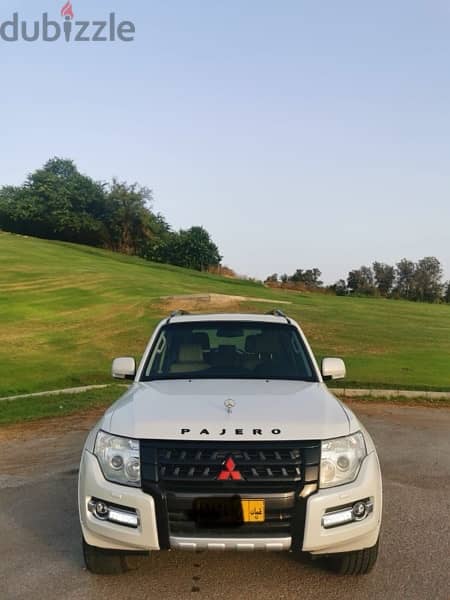 Mitsubishi Pajero 2015 0