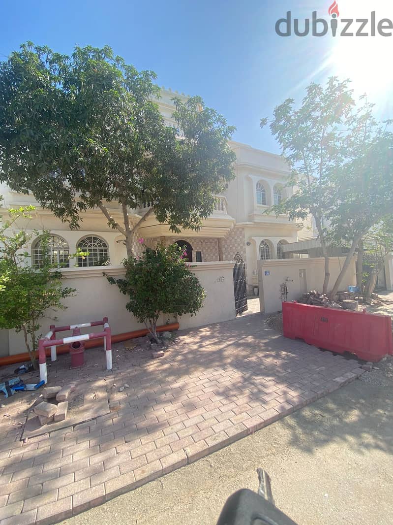 For Rent 3 Bhk Flat In Al Azaiba 4