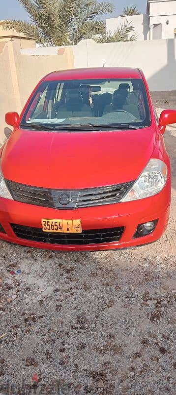 Nissan Versa 2011 1