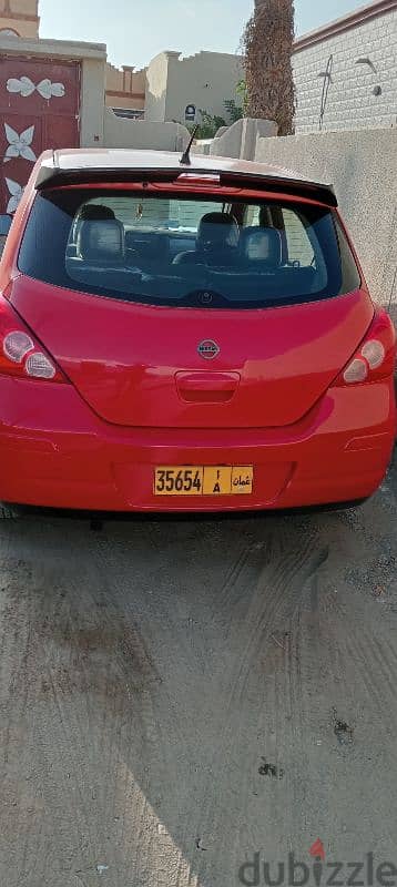 Nissan Versa 2011 2