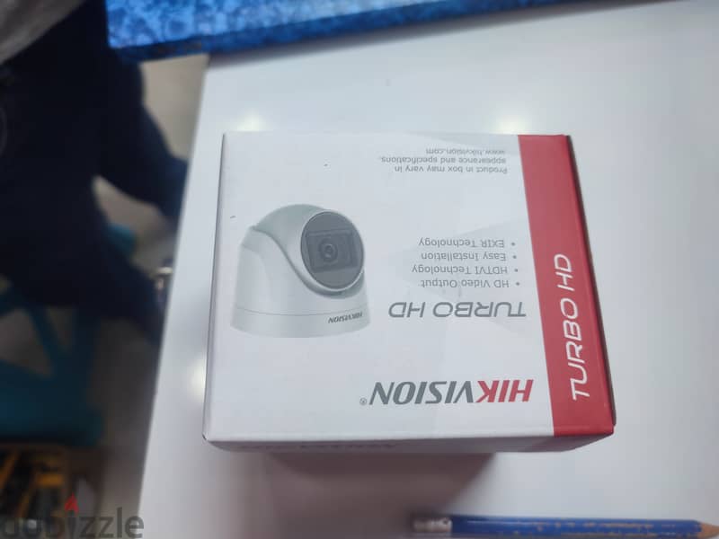 CCTV cameras Hikvision networking voice deta points door 0