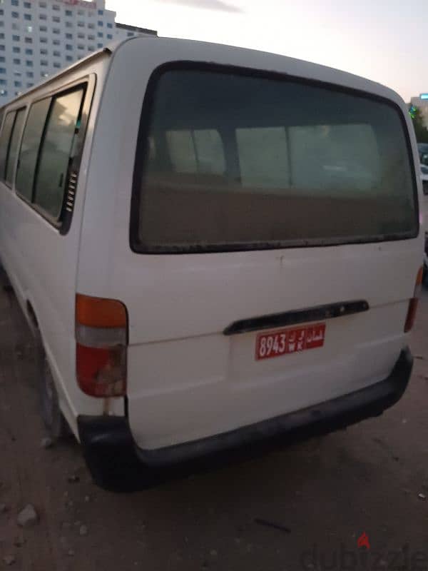 Toyota Hiace 2001 3