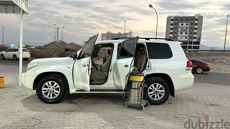 Toyota Land Cruiser 2009 v6 تويوتا وكالة عماني 5